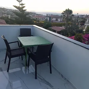 Homes Apart Otel